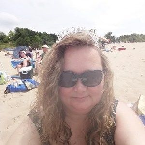 Meet your Posher, Pamela
